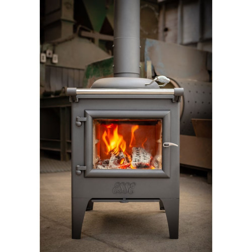 Esse Warmheart Wood Cookstove