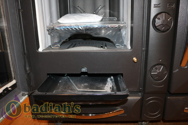 La Nordica America Wood Cookstove - Discontinued — Specifications