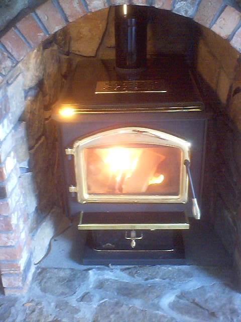 Napoleon Huntsville 1400 Wood Stove - Discontinued — Specifications
